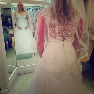 Maggie Sottero Wedding Dress